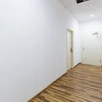 Enjoy Your Stay With Dkn Apartments - Mon-Sun - Late Night Check-In - Multilanguage - Near Railway Station - Witamy Serdecznie
